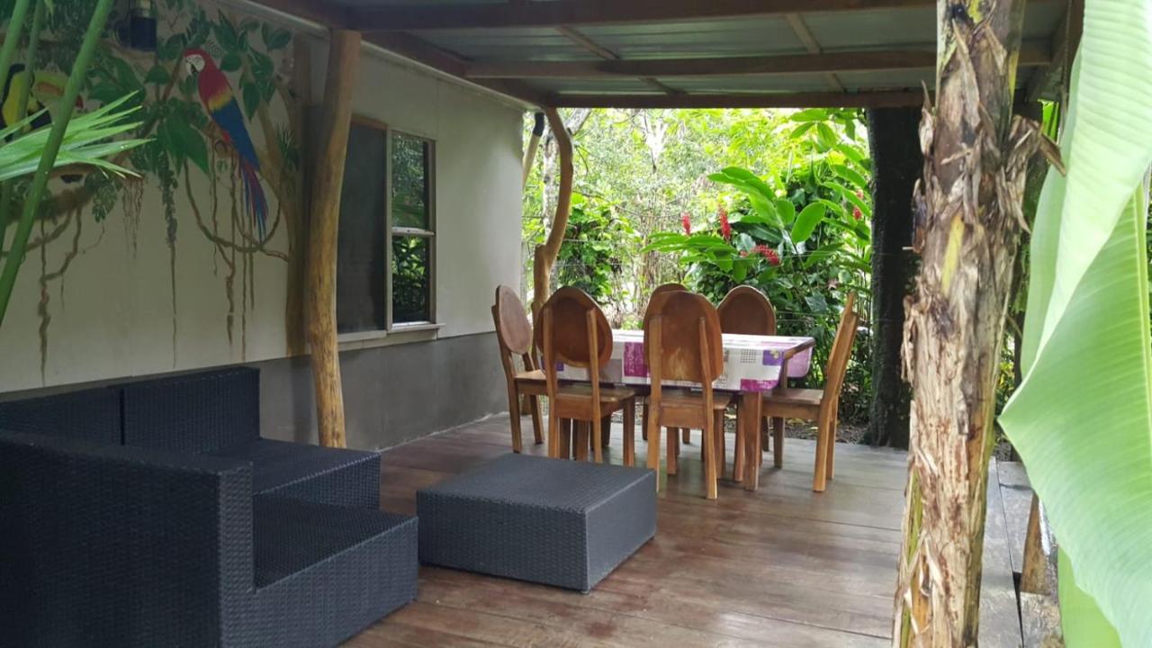 Hotel El Colibri Rojo - Cabinas - Le Colibri Rouge Cahuita Buitenkant foto