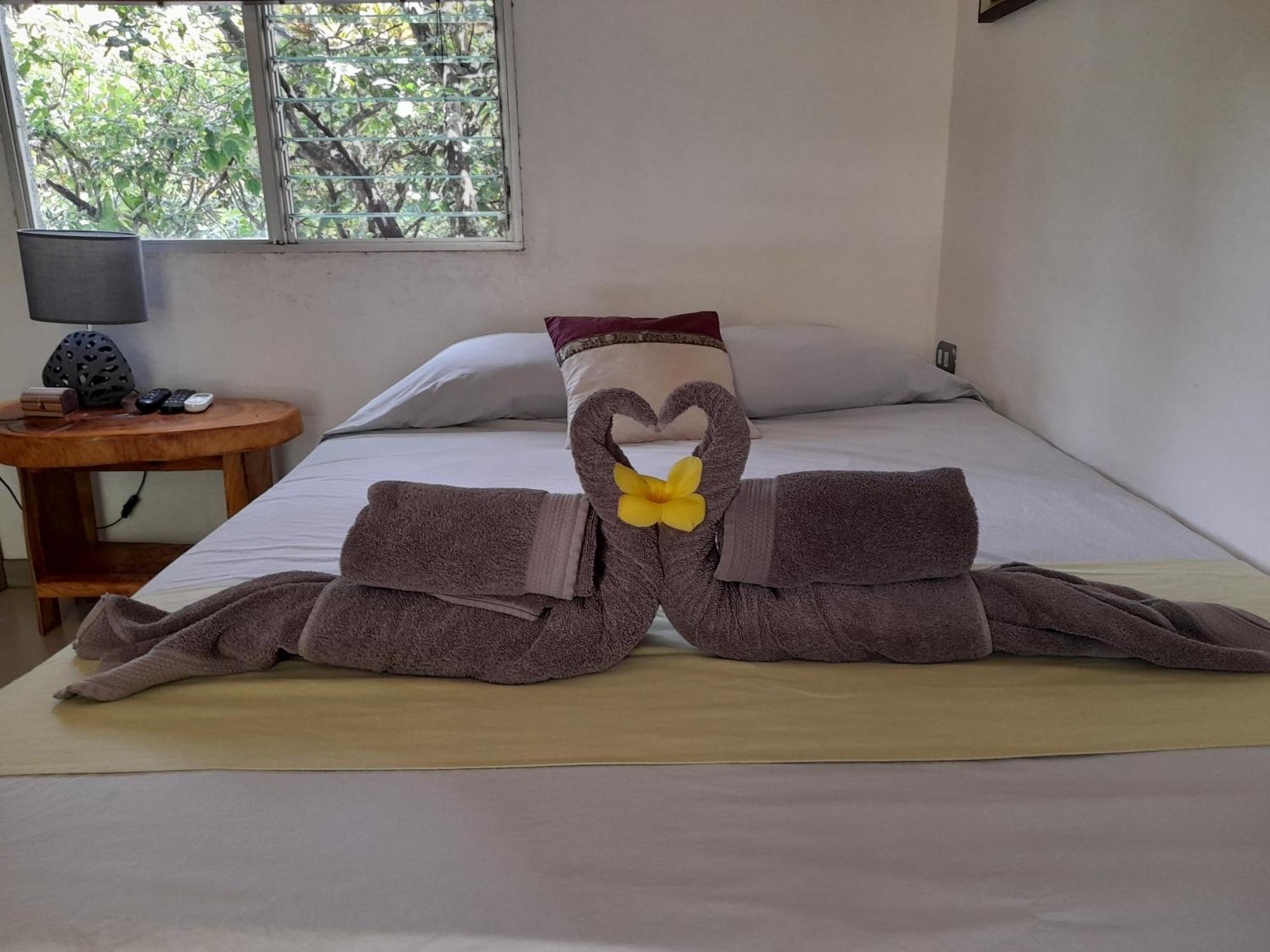 Hotel El Colibri Rojo - Cabinas - Le Colibri Rouge Cahuita Kamer foto
